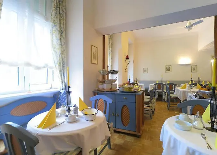 Hotel Anna 3*
