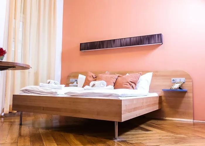 Anna Hotel